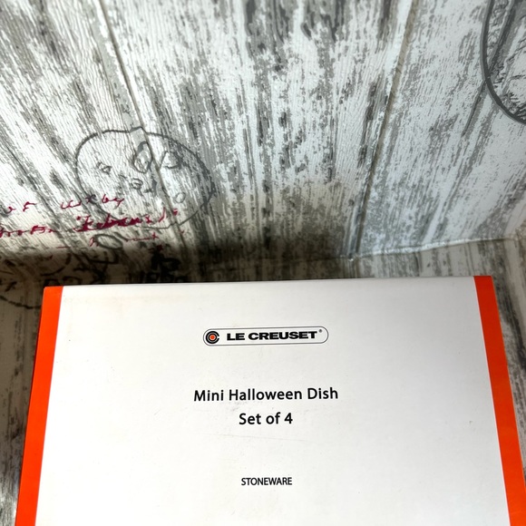 Le Creuset Halloween Mini Dish Set of 4 - Picture 5 of 6